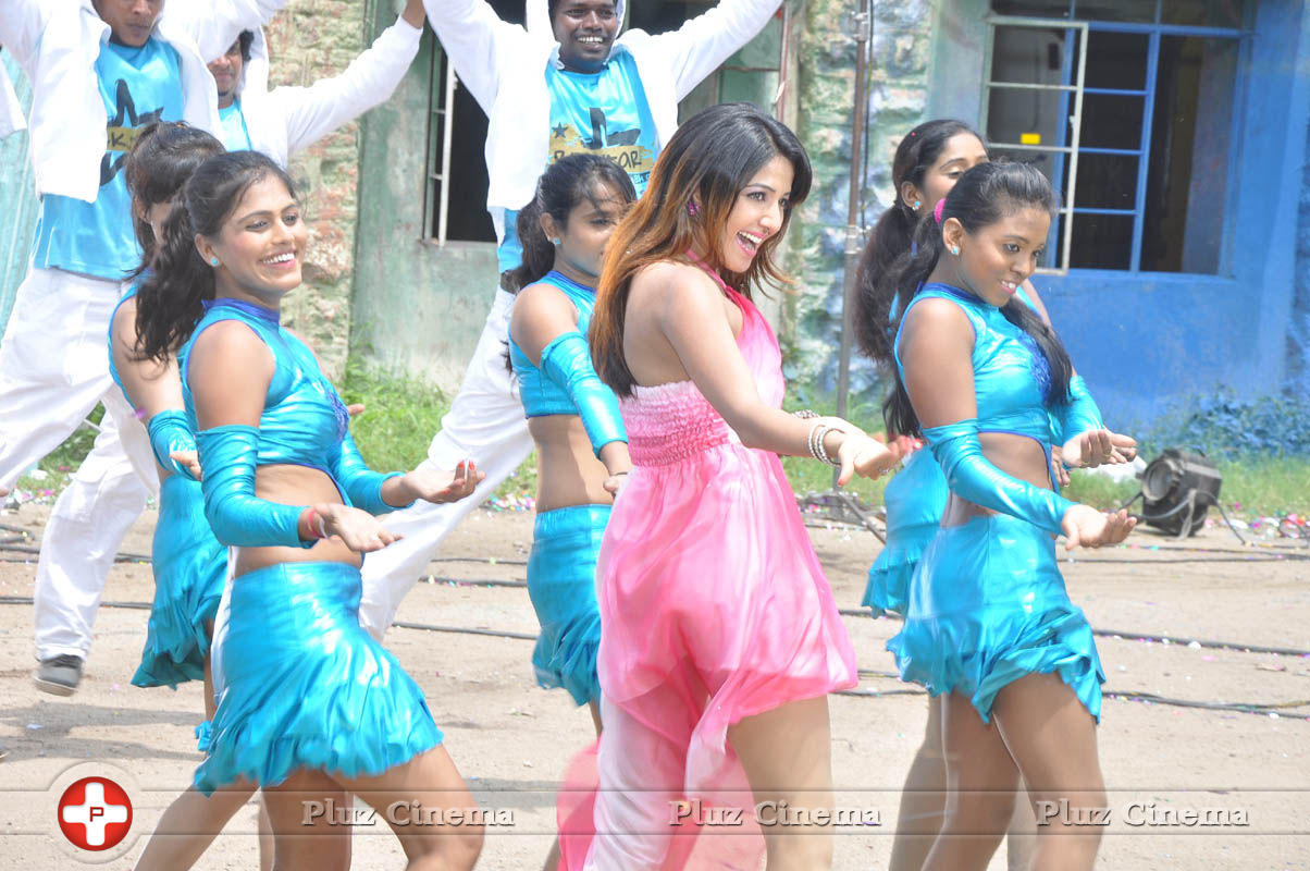 Dhee Ante Dhee Movie Photos | Picture 825000