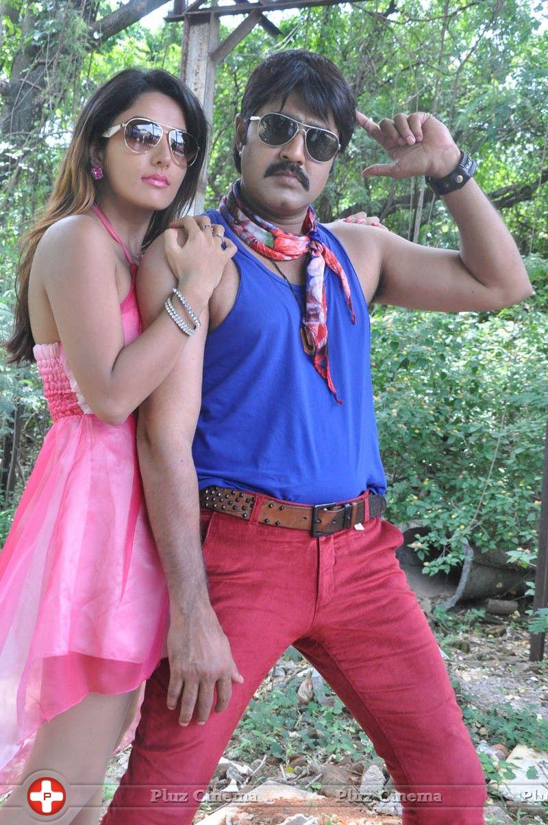 Dhee Ante Dhee Movie Photos | Picture 825008