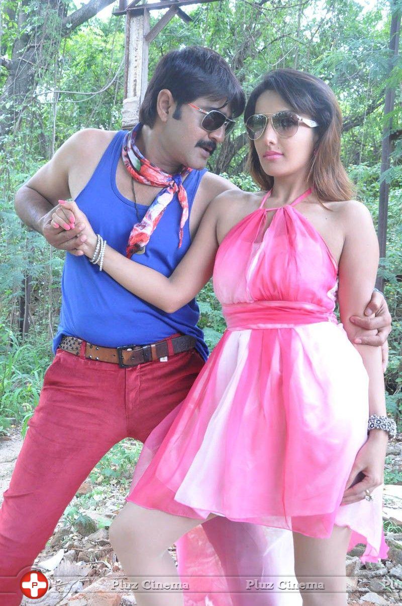 Dhee Ante Dhee Movie Photos | Picture 825020