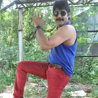 Srikanth Meka - Dhee Ante Dhee Movie Photos | Picture 825025