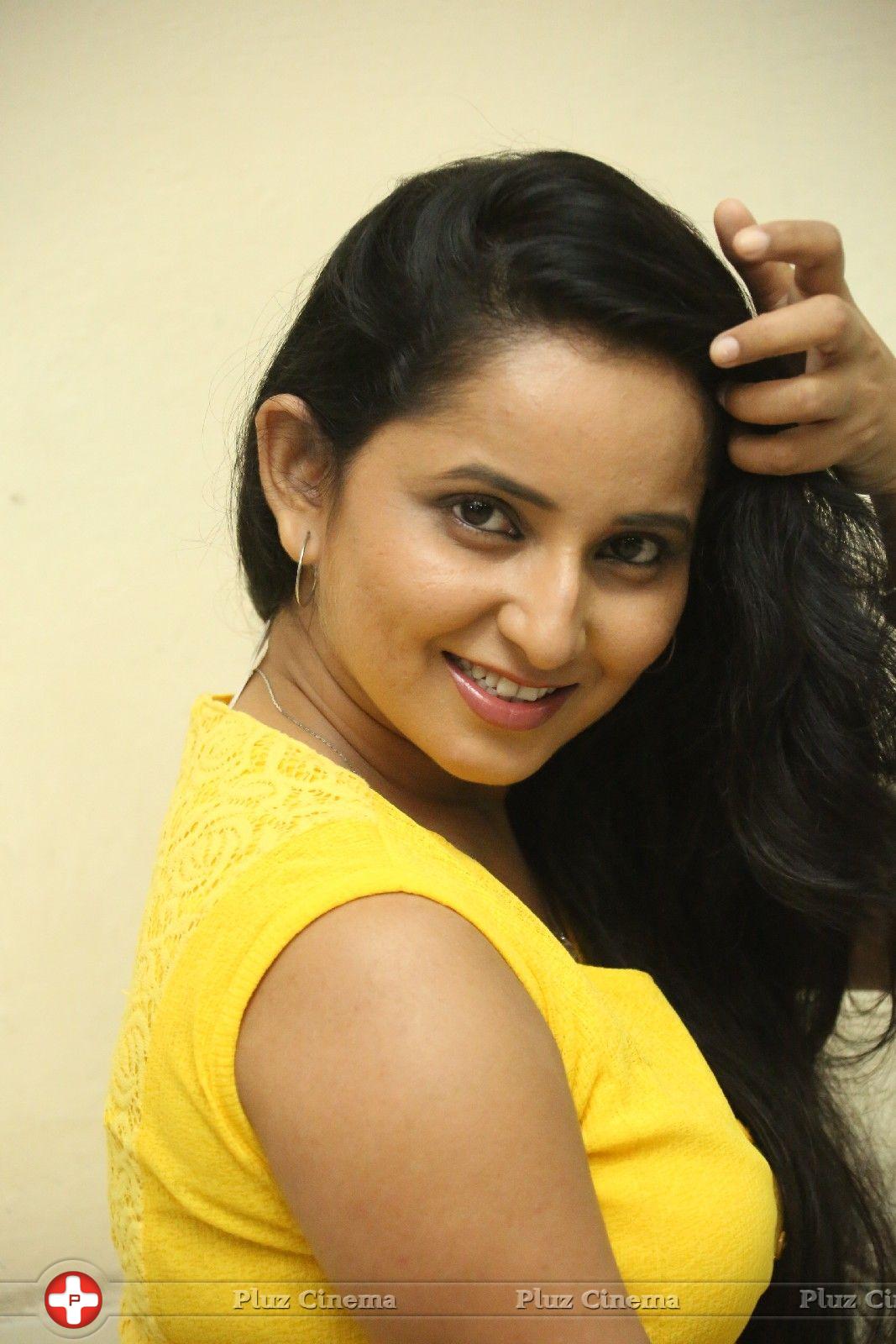 Ishika Singh Latest Gallery | Picture 831820
