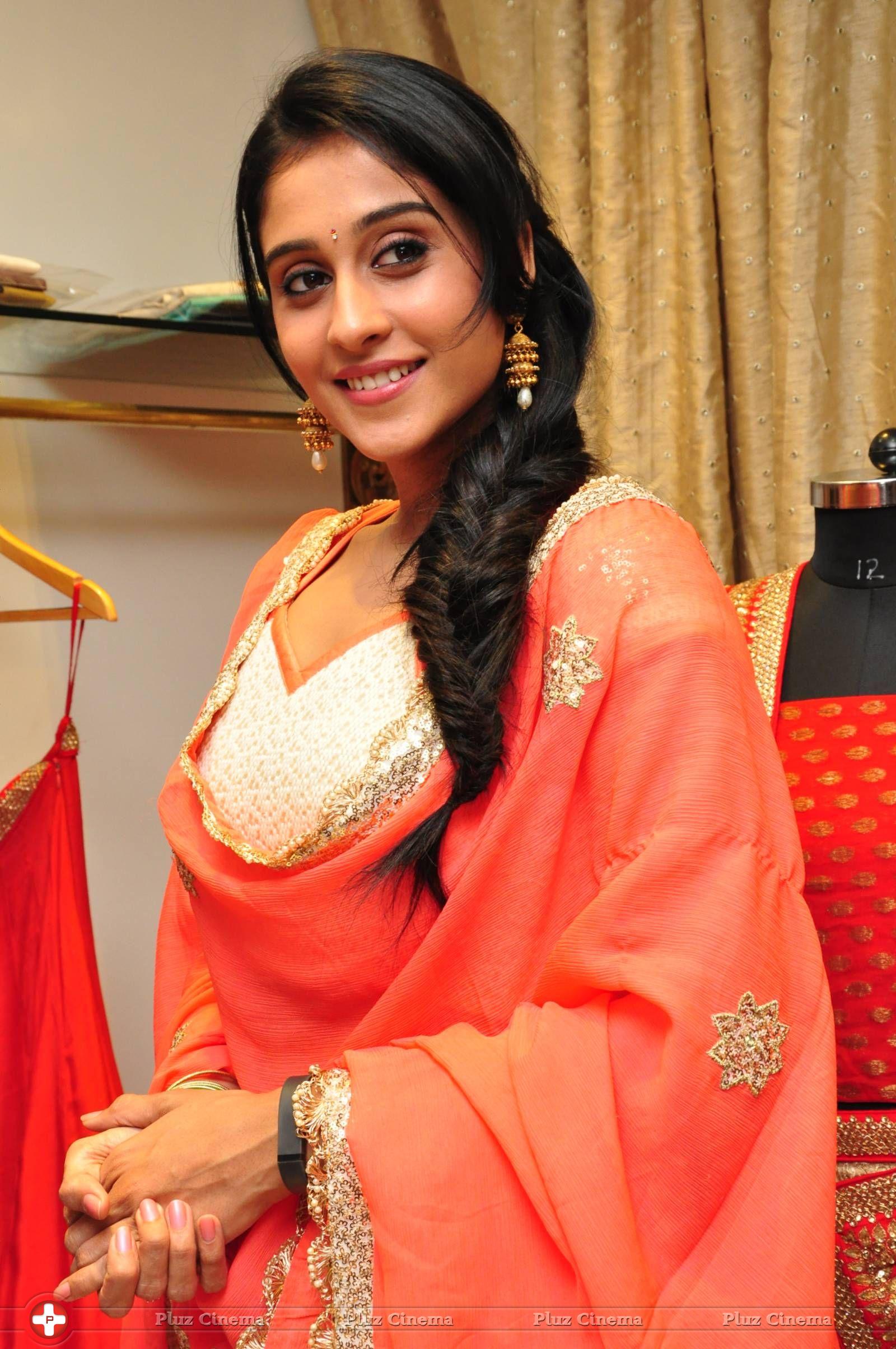 Picture 833342 Regina Cassandra Actress Regina Cassandra Launches Contemporary Collections 